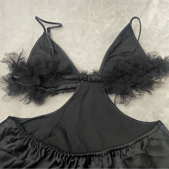 New! For love and lemons satin cutout tulle trim mini slip dress 27805 - Picture 10 of 10